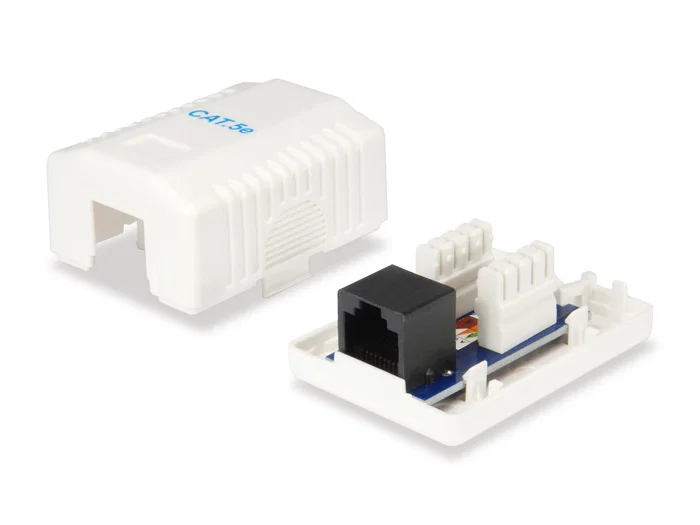 Equip - Roseta de superficie Cat. 5e, 1 puerto RJ45 hembra, color blanco
