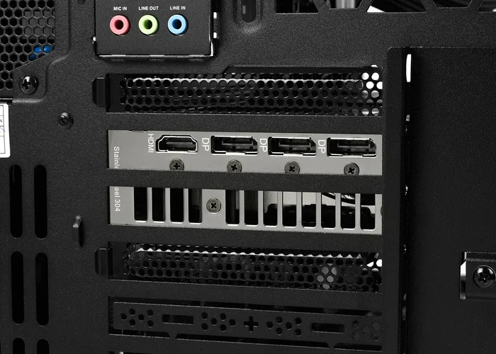 Komputronik Level UP N14 Ryzen 5 9600X 32GB 2TB+8TB RTX 5070 12GB Windows 11 Home