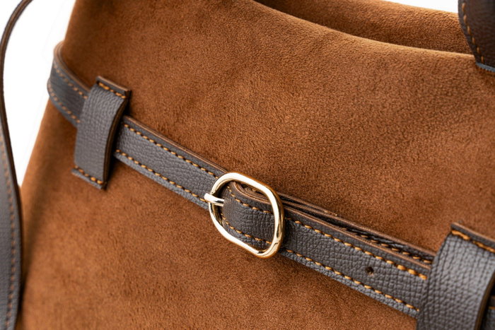 Vince Camuto Bolso de Mano Vittoria Mini - Suede Brown Marrón Piel de Polivinilo Elegante Versátil Vince Camuto Bolso de Mano Vittoria Mini - Suede Brown Marrón Piel de Polivinilo Elegante Versátil