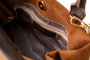 Vince Camuto Bolso de Mano Vittoria Mini - Suede Brown Marrón Piel de Polivinilo Elegante Versátil