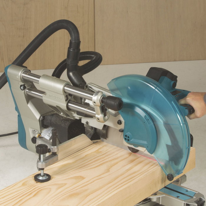 Makita LS1219L Sierra Ingletadora Compuesta Deslizante de 1800 W