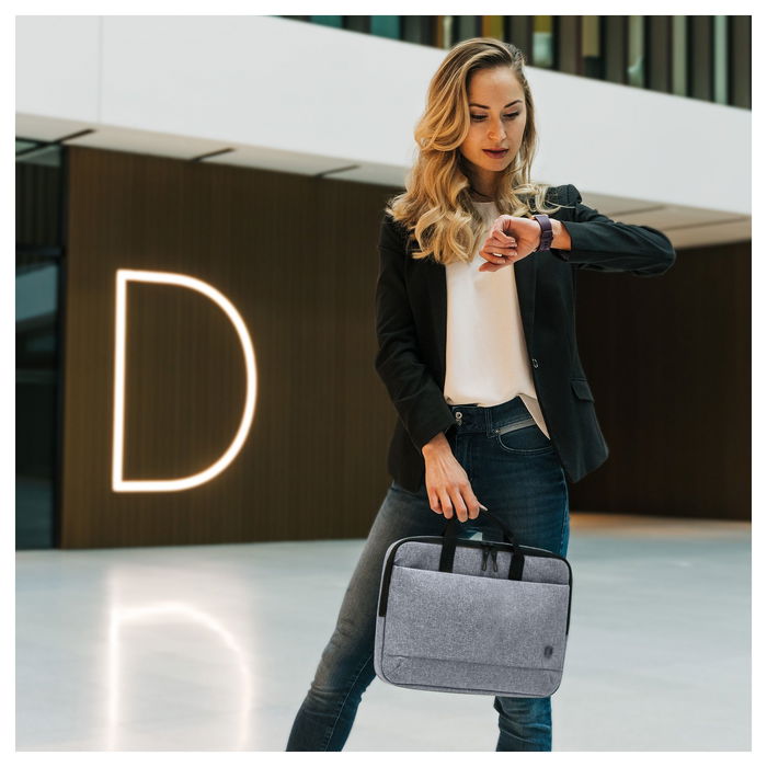 Dicota Eco MOTION Maletín para Portátil hasta 39.6 cm (15.6") en Denim Azul, Compartimento para Tablet, Asa y Correa de Hombro, Fabricado con Materiales Reciclados