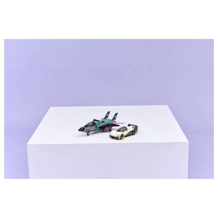 LEGO City 60489 Jet vs. Coche