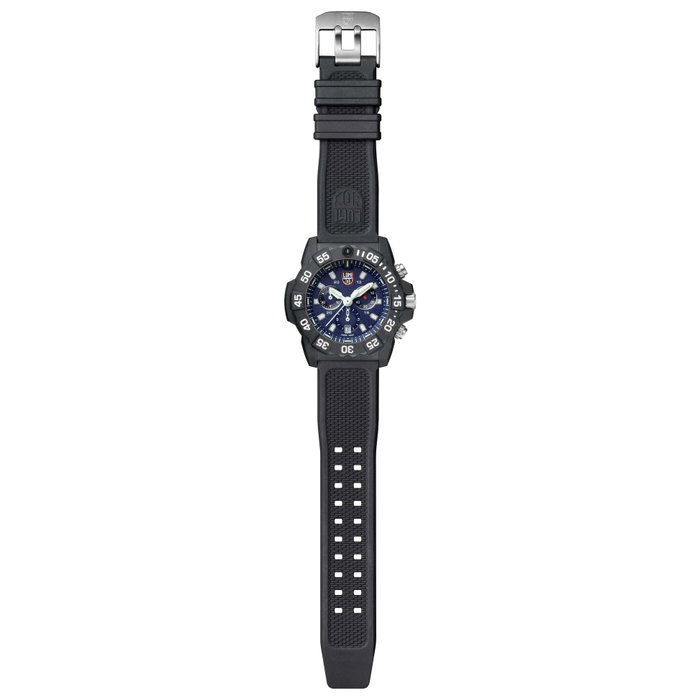 Luminox XS.3583 con esfera azul y caja de carbono