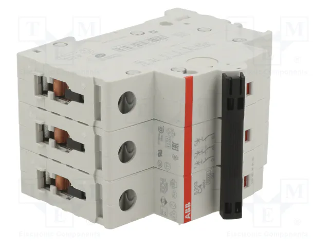 ABB S200 Interruptor magnetotérmico 3 polos 4A 6kA