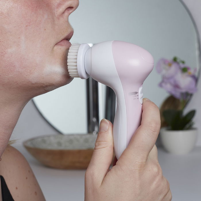 Cosmetic Club Cepillo Facial 3 En 1 con 3 Cabezales Intercambiables: Limpieza, Exfoliación y Aplicación de Cremas