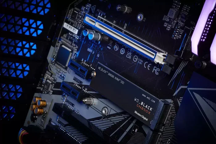 Western Digital WD_BLACK SN850X 1TB SSD Interno M.2 2280 PCIe 4.0 NVMe, Hasta 7300 MB/s, Disco SSD para Gaming, Negro, Referencia WD_BB9G0010BNC