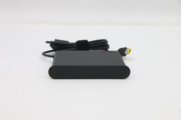 Lenovo Adaptador de Corriente AC 45W para Laptops ThinkPad con Conector Slim Tip