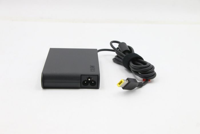 Lenovo Adaptador de Corriente AC 45W para Laptops ThinkPad con Conector Slim Tip