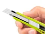 Q-connect Cúter de Plástico Ancho con Guía Metálica y Cuchilla de Cerámica 18 mm xd-43 Blíster 1 Unidad