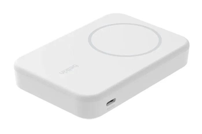 Belkin BoostCharge Pro 8000 mAh Cargador inalámbrico Magnético Qi2 15W Blanco