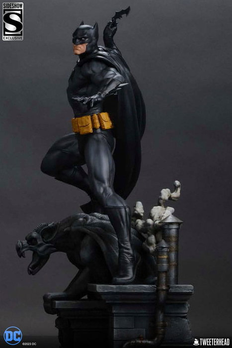 DC Comics Estatua 1/4 Batman (Black and Gray Edition) 66 cm