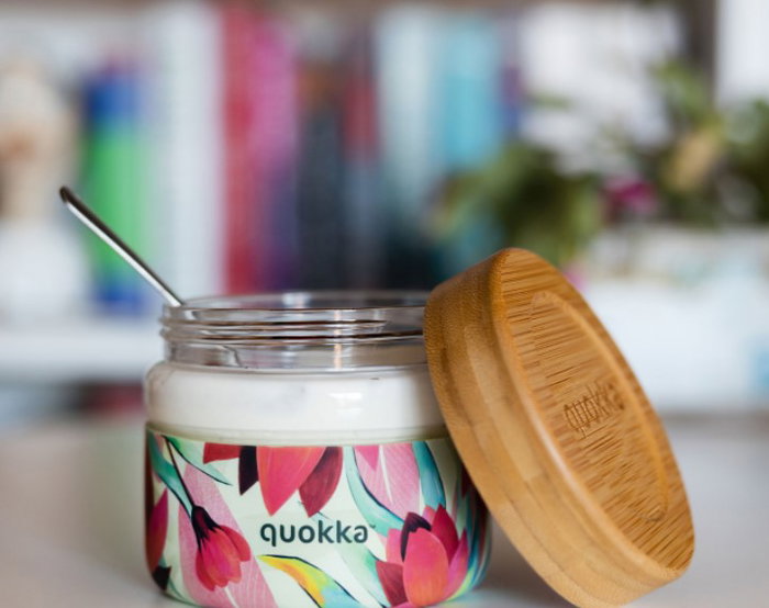 QUOKKA Recipiente de Comida de Cristal 500 ml con Funda Deli Spring - Recipiente Hermético para Alimentos