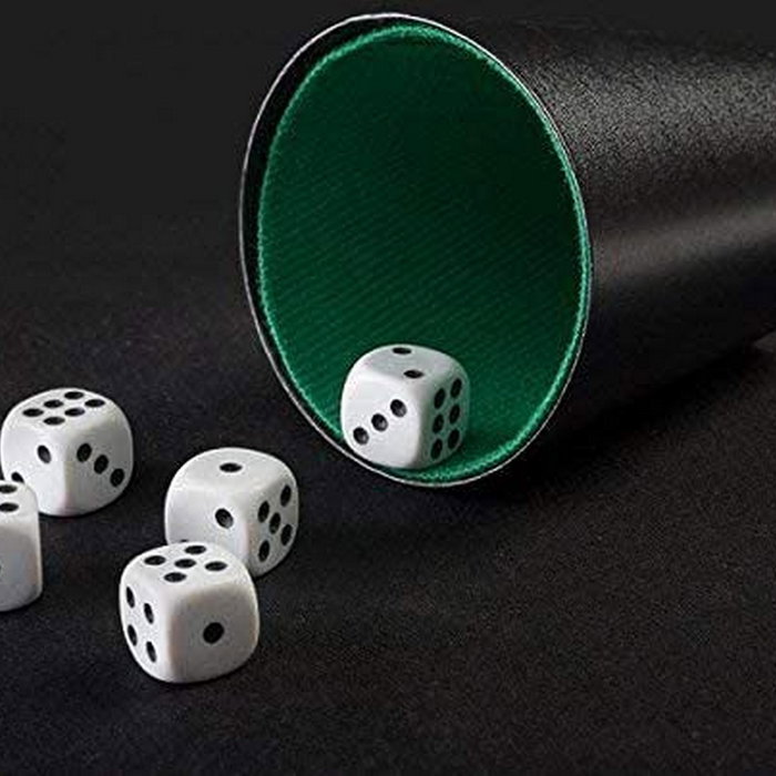 Cubilete con Dados de Póker Dimatel
