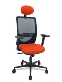 Silla de oficina Zulema con mecanismo Sincro tapizada con Tela color Naranja oscuro y malla color Negro. Equipada con lumbar 1D, Brazos 2D, Cabecero Fijo y Ruedas 65mm nailon