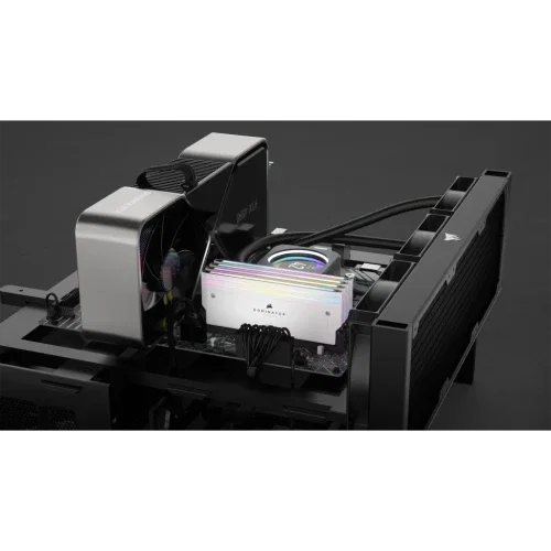 Corsair CMP96GX5M2B6600C32W Módulo de Memoria RAM DDR5 96GB (2x48GB) 6600MHz Dominator Titanium