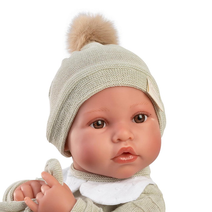 Antonio Juan Muñeco Recién Nacido Erik - Muñeca de bebé con toquilla verde 42cm, idiomas: español, ucraniano, francés, portugués, alemán, neerlandés, italiano, ruso, polaco, árabe