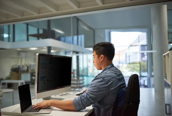 3M Filtro de Privacidad PF280W9B para Monitor de 28" - Antireflejos, Reducción de Luz Azul, Compatible con Pantallas Sin Marco, Negro