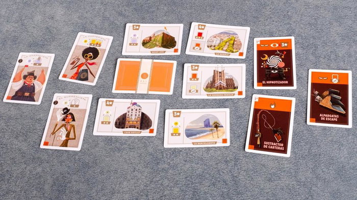 Tranjis Games sl Juego de Mesa Caper: Europe, Juego Estratégico Competitivo para 2 Jugadores, Duración 25-35 Minutos