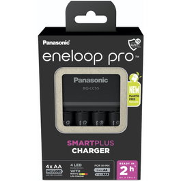 Panasonic Eneloop Smart Plus BQ-CC55 con 4 baterías AA 2500 mAh
