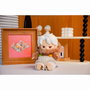 Dreame Mart Muñeca de vinilo Spring Outing Bear 25 cm