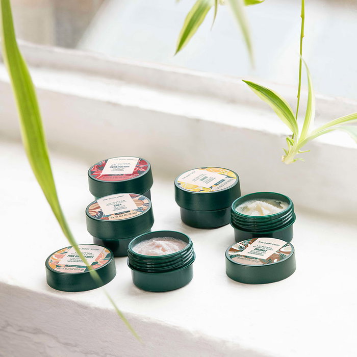 The Body Shop SHEA Lip Butter - Bálsamo Labial con Manteca de Karité 95% Natural - 10 ml - Hidrata y Nutre Labios Secos - Vegano