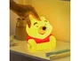 Wondee Lámpara Recargable SquishyGlo Winnie the Pooh - Luz Nocturna de Silicona, 3 Niveles Intensidad, Apagado Automático