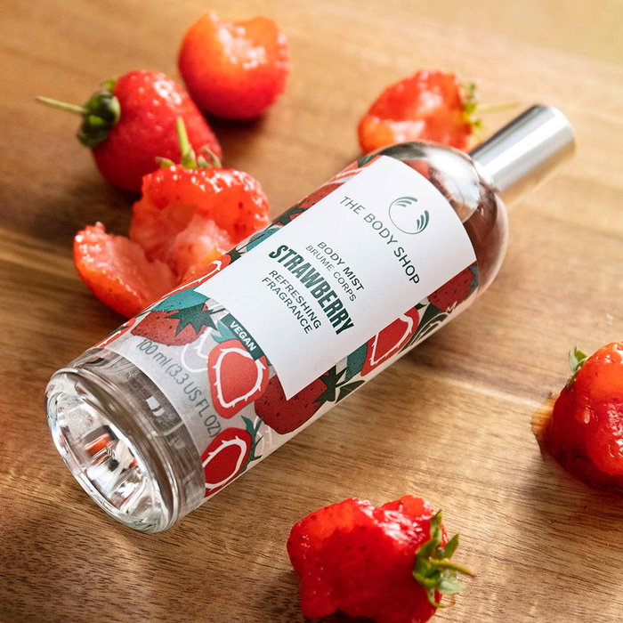 The Body Shop Strawberry Body Mist Bruma Corporal - Fragancia Dulce - 100 ml - Con 97% de Ingredientes de Origen Natural