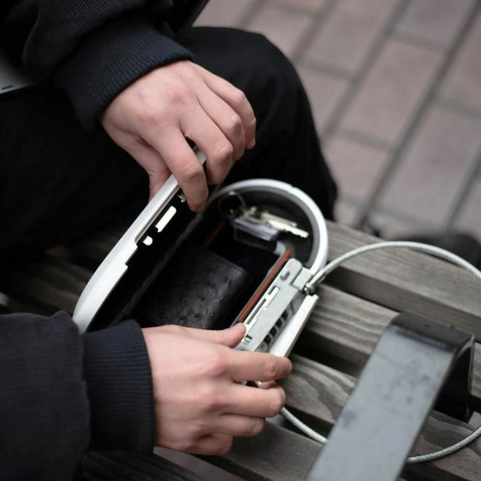 Master Lock Mini baúl de viaje portátil con cable de seguridad - Blanco y gris metálico
