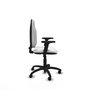 Silla de oficina Algarra con mecanismo Contacto permanente básico tapizada con Tela color Blanco. Equipada con Base poliamida negra, Brazos 2D y Ruedas autofrenantes