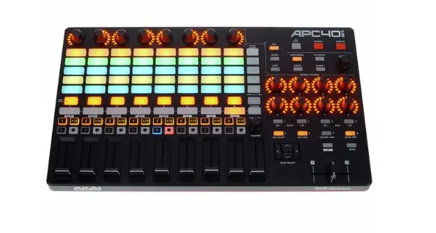 AKAIPRO APC40 MK2 Controlador USB para Ableton Live con Matriz de Clips RGB y 8 Faders Asignables