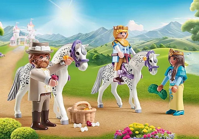 PLAYMOBIL Paseo en Carruaje 71846 con Pareja Princesca y Cochero PLAYMOBIL Paseo en Carruaje 71846 con Pareja Princesca y Cochero