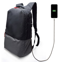 Ewent EW2529 Mochila para portátil urbana de 17.3 pulgadas con puerto de carga USB