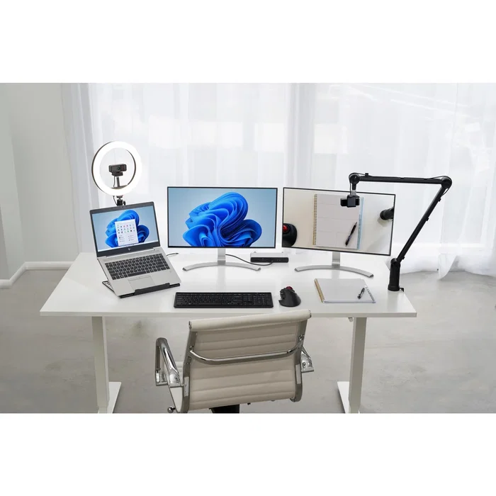 Kensington W1050 K80251WW Webcam USB Full HD 1080p 95° Ángulo Amplio Enfoque Fijo con Micrófonos Estéreo y Tapa de Privacidad - Negro