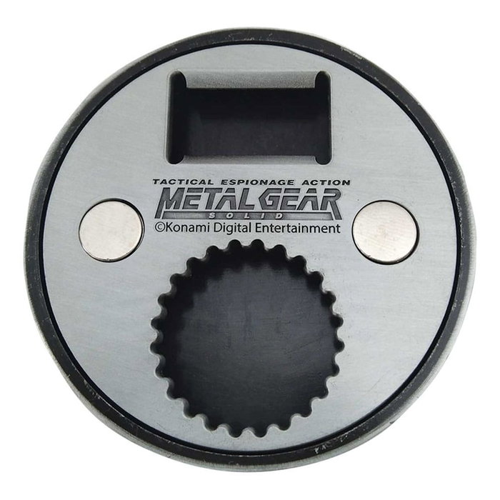 Metal Gear Solid Abrebotellas Solid Ration 8 cm Metal Gear Solid Abrebotellas Solid Ration 8 cm