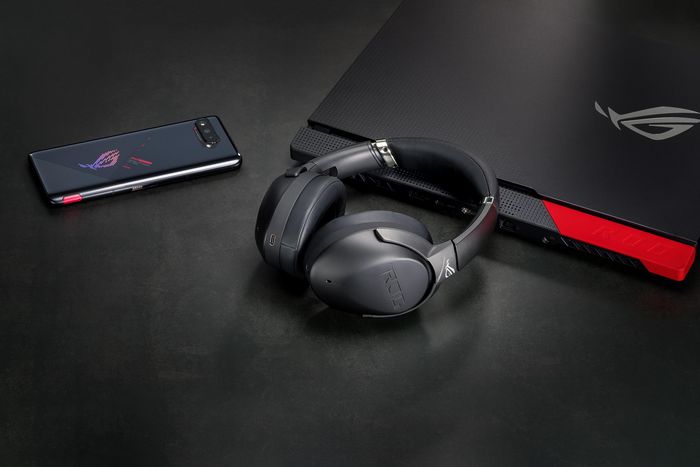 Asus ROG Strix Go BT Auriculares Gaming con Cancelación Ruido Activa ANC, Bluetooth, Virtual 7.1, Micro AI, aptX Adaptive, Negro