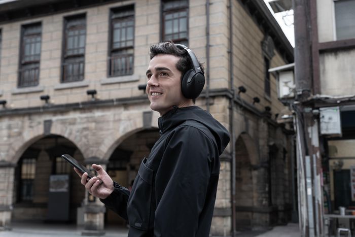Asus ROG Strix Go BT Auriculares Gaming con Cancelación Ruido Activa ANC, Bluetooth, Virtual 7.1, Micro AI, aptX Adaptive, Negro