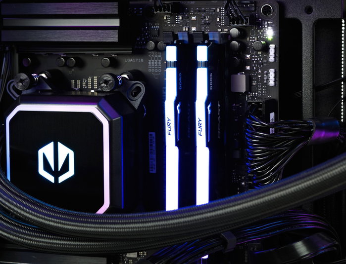 Komputronik Level UP [S13] Ryzen 7 RTX 5070 32GB 4TB
