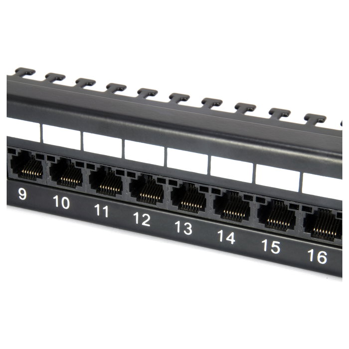 Equip Patch Panel 24 Puertos RJ45 Categoría 6, Rackeable 1U