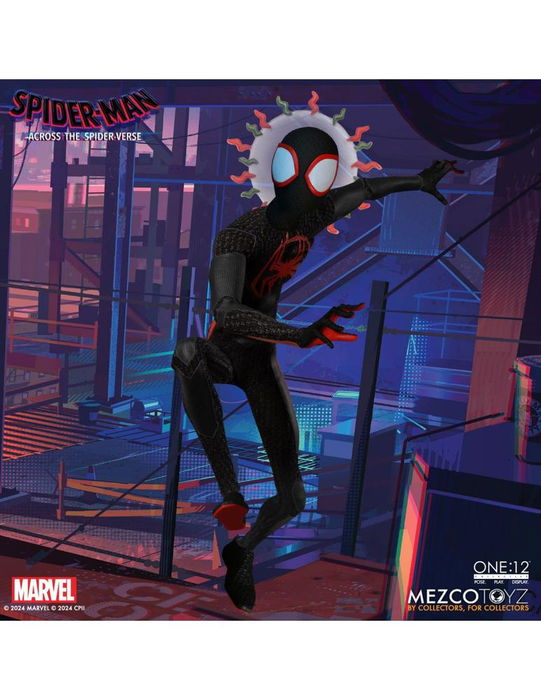 Mezco Toyz One:12 Collective Figura Spider-Man: Miles Morales de Spider-Verse, 17 cm con tela, 28 puntos de articulación, 4 cabezas, 10 manos y efectos