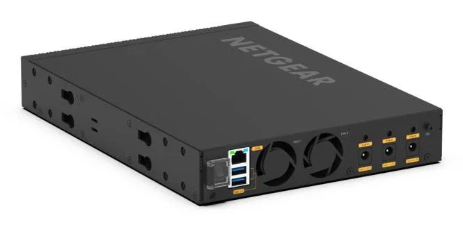 NETGEAR MSM4310 Conmutador Gestionado Capa L3, 8 Puertos 2.5G Ethernet (100/1000/2500), PoE, Montaje en Rack 1U, Negro