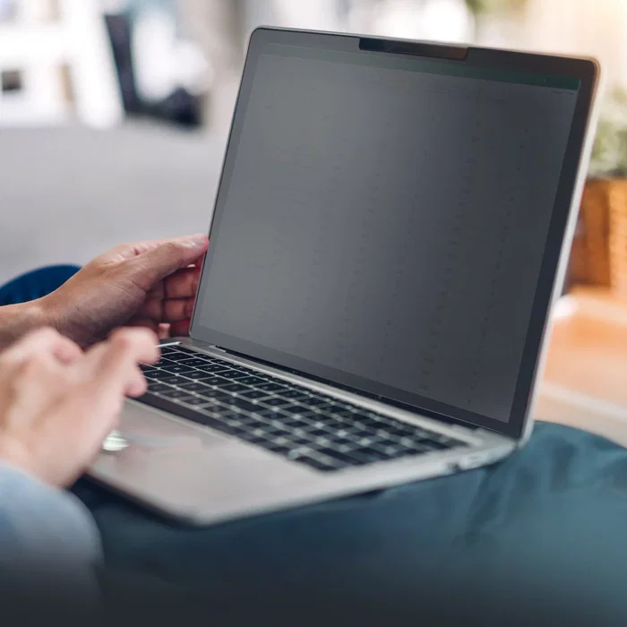 StarTech.com 135S-PRIVACY-SCREEN Filtro de Privacidad 34.3 cm (13.5") para Microsoft Surface Laptop o Book - Antirreflejos, Reducción Luz Azul 51%, Compatible Táctil