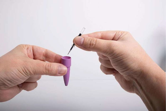 Clementoni Laboratorio de Bolígrafos: Crea tus Bolígrafos de Forma Sencilla y Divertida, Incluye Embudo, Pinzas y Herramientas de Precisión. Edad Mínima 7 Años Clementoni Laboratorio de Bolígrafos: Crea tus Bolígrafos de Forma Sencilla y Divertida, Incluye Embudo, Pinzas y Herramientas de Precisión. Edad Mínima 7 Años