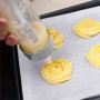 Quttin Pistola de Repostería con Prensa y 6 Boquillas (Pack de 12 unidades) inevitable