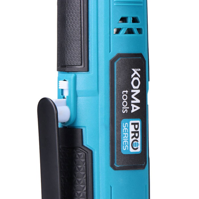 Koma Tools Kit carraca 12V con accesorios, batería y cargador