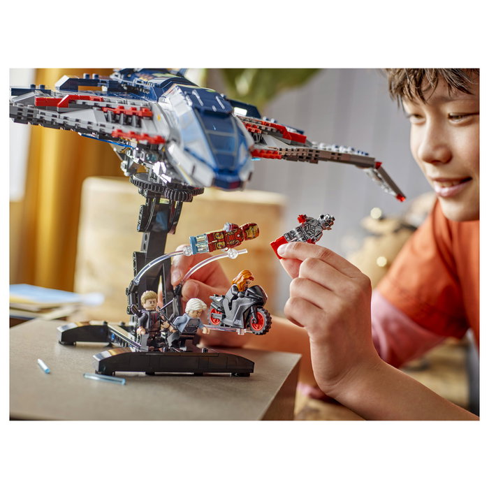 LEGO Marvel 76325 Vengadores: La Era de Ultrón Quinjet