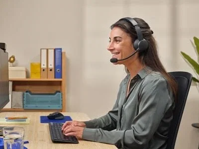 Trust Ayda Auriculares Inalámbricos y Alámbricos con Micrófono ENC Negro