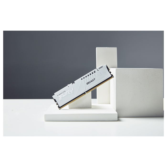 Kingston FURY Beast 64GB (Kit de 2 x 32GB) DDR5 5200MT/s CL40 DIMM White con XMP