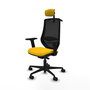 Silla de oficina Mardos con mecanismo Sincro/Traslack tapizada con Tela color Amarillo y malla color Negro. Equipada con lumbar 1D, Brazos 2D, Cabecero 2D y Ruedas 65mm nailon