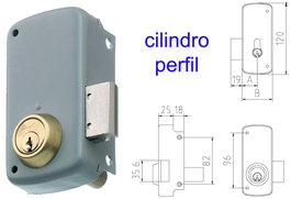 MCM Cerradura de sobreponer 2556CP 70-IZQDA Pintada Cilindro Perf